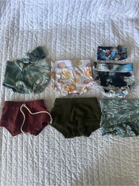 Assorted Baby Bloomers & Shorts - Spearmint Love 3-6 months - matching headbands